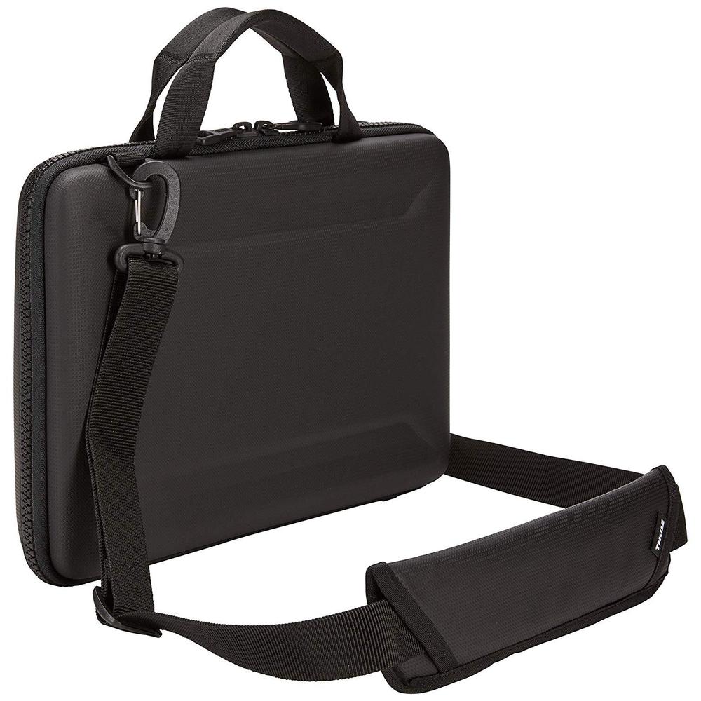 Thule - Gauntlet 4.0 Attaché for 13" Macbook Pro - Black