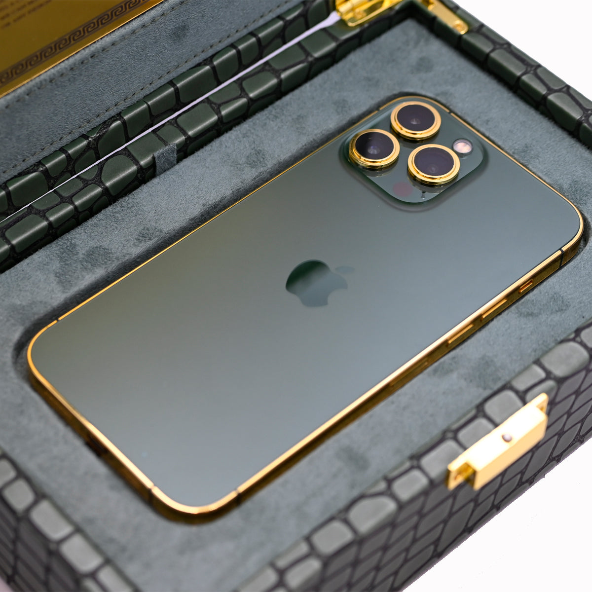 Caviar Luxury 24k Gold Frame Customized iPhone 1 TB Royal Green