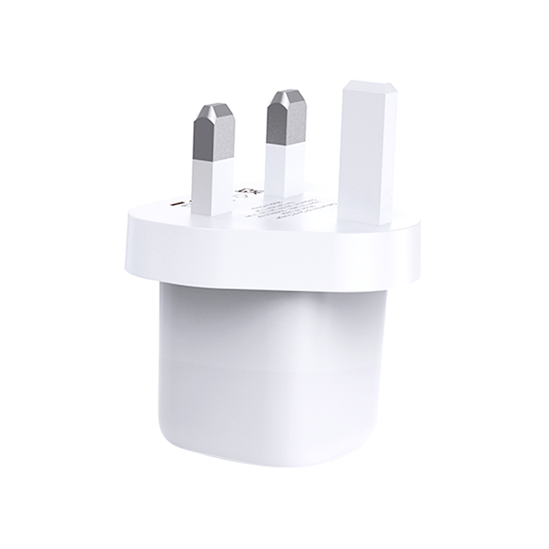 WIWU Gan Fast Charger UK 33W USB-C + QC3.0 Power Adapter - White